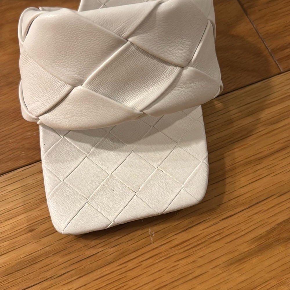 White Quilted Square Toe Women's Heels - Picture 5 of 6
